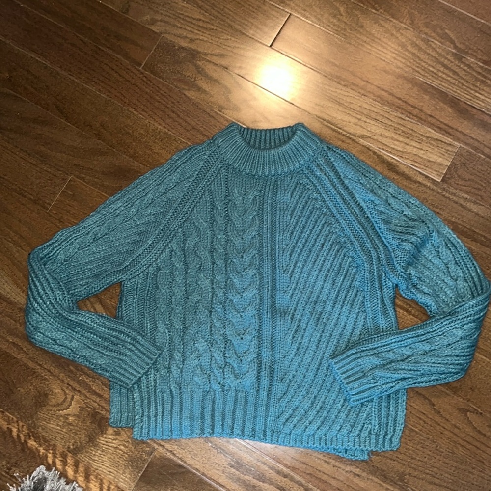 Urban outfitters super soft, cozy sweater, size, small/petite, open shoulder